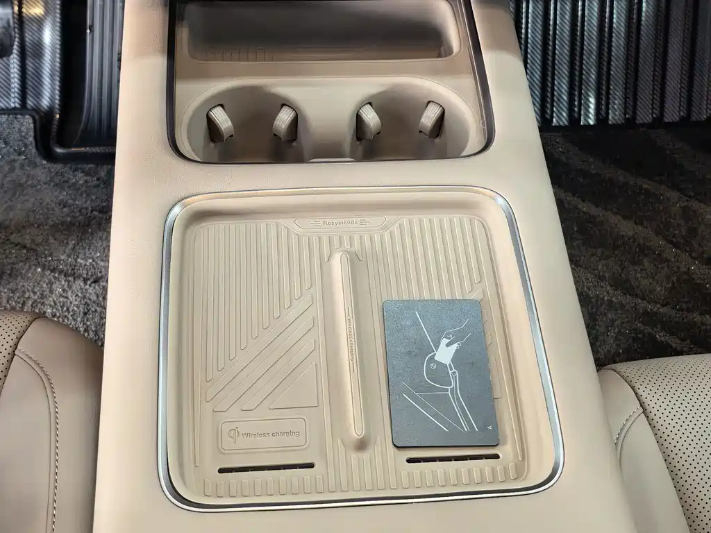 Li Auto Li L6 — миниатюра 5
