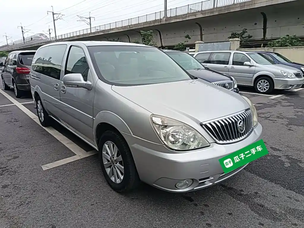 Buick GL8 — миниатюра 4