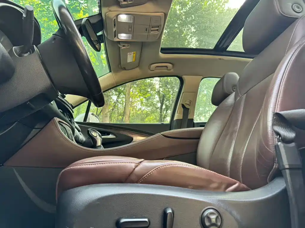 Buick Envision Plus — миниатюра 7