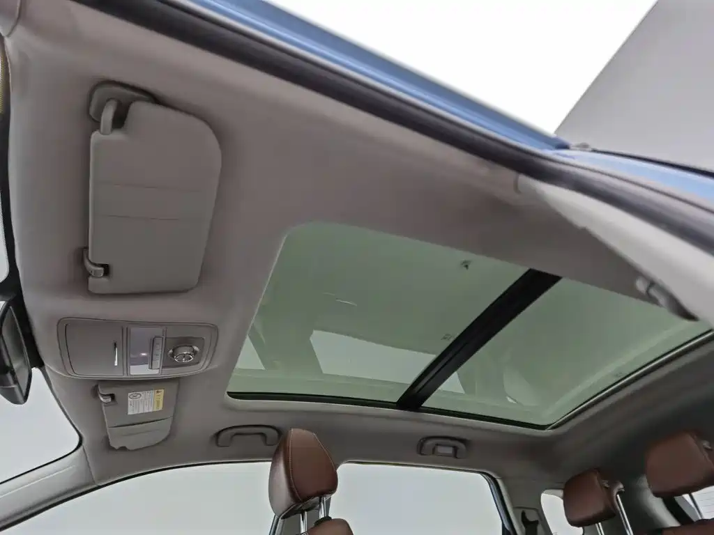 Roewe RX5 — миниатюра 14