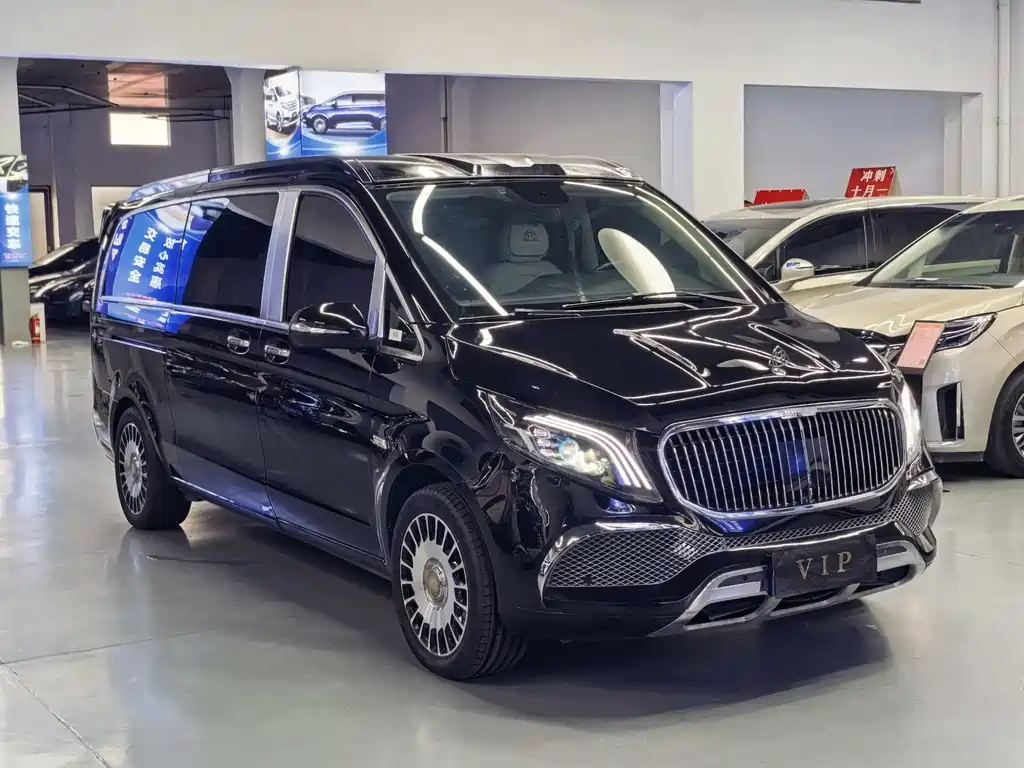 Mercedes-Benz Vito 2021 2.0T 7 мест
