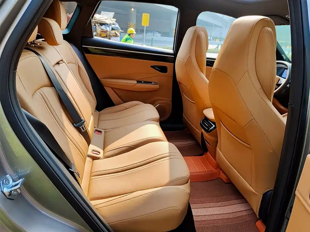 GEELY GALAXY GALAXY L7