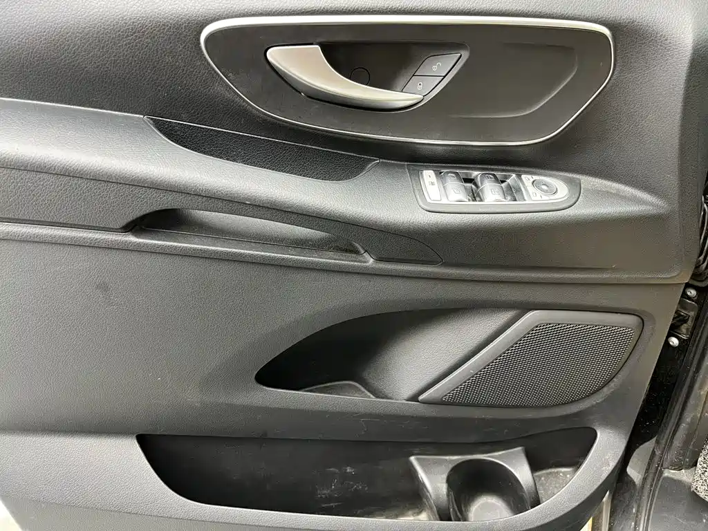 Mercedes-Benz Vito — миниатюра 15