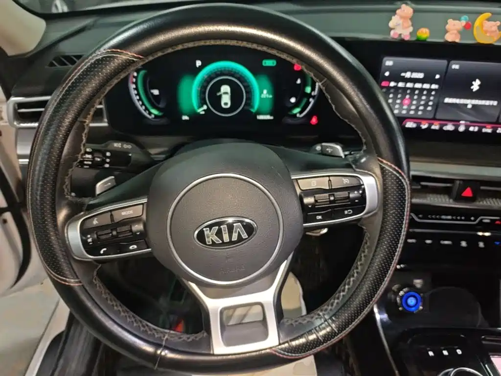 Kia K5 — миниатюра 11