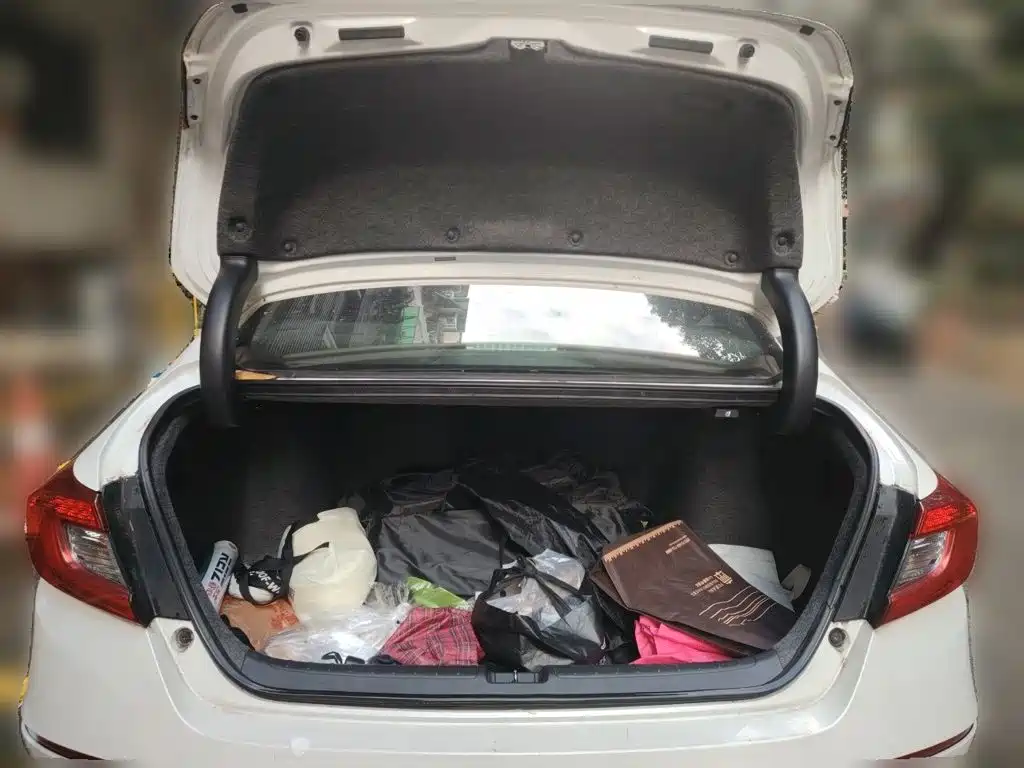 Honda Accord — миниатюра 10