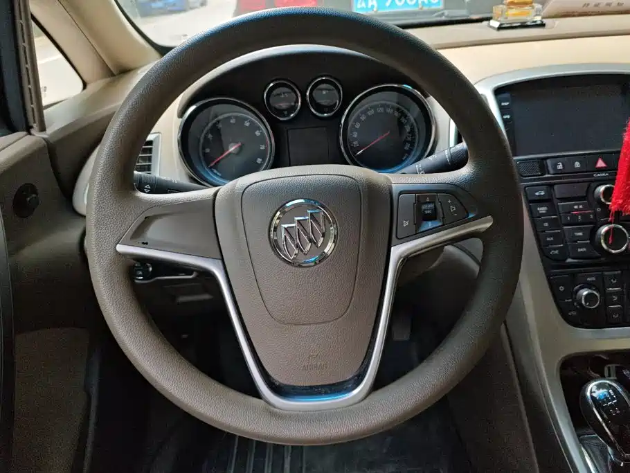 Buick Excelle — миниатюра 15