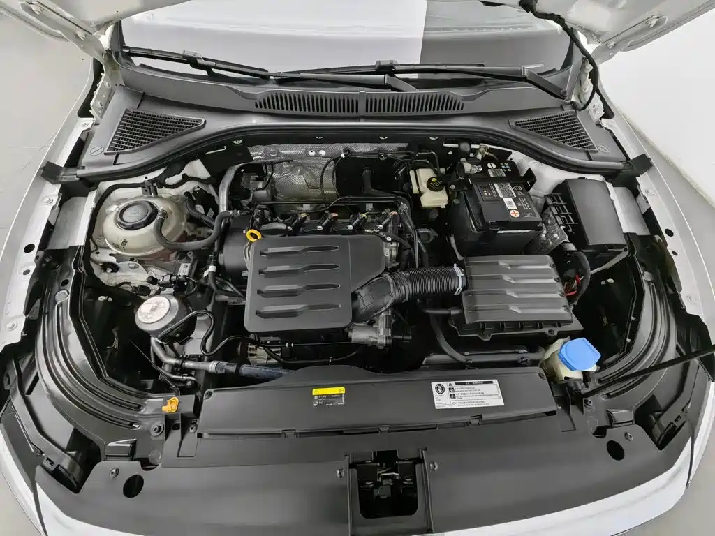 Volkswagen Lavida — миниатюра 6