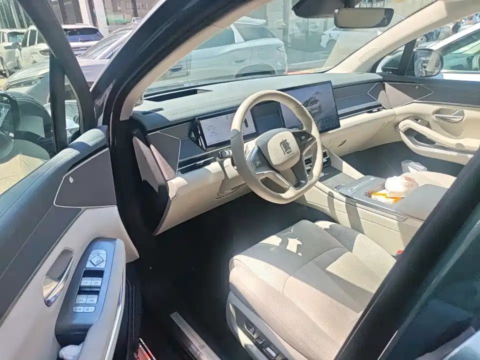 BYD Tang L — миниатюра 3
