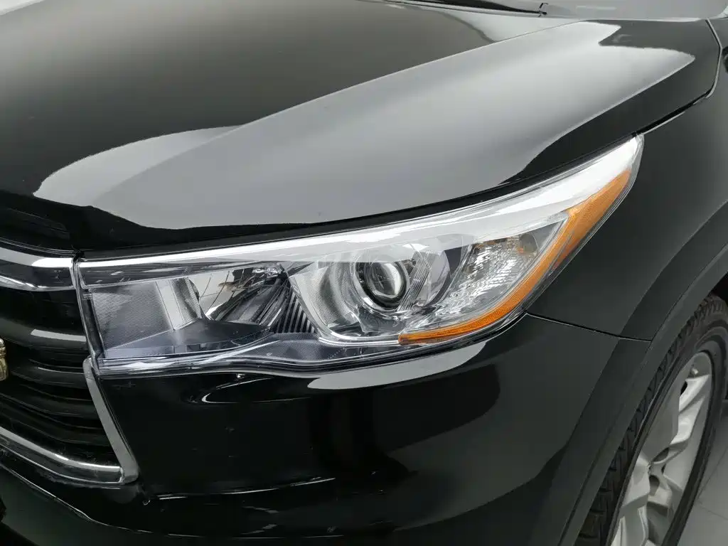 Toyota Highlander — миниатюра 7