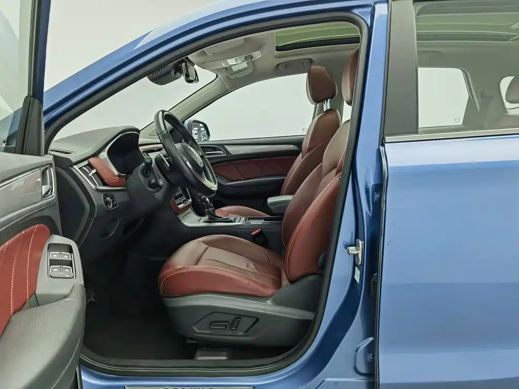 Roewe RX5 — миниатюра 10