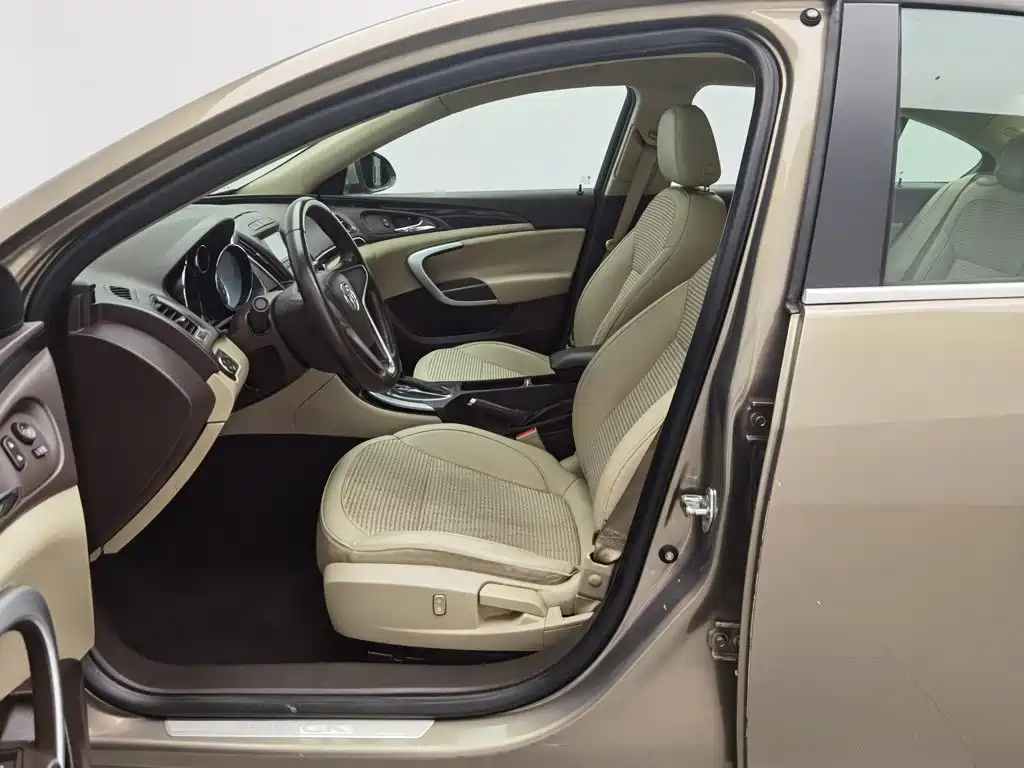 Buick Regal — миниатюра 10