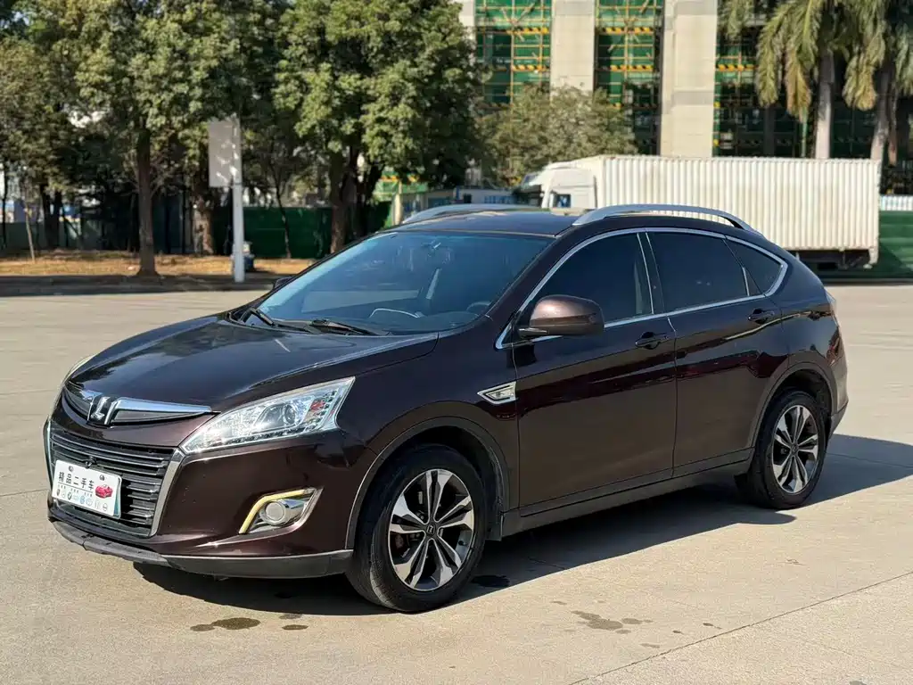 Luxgen U6 2016