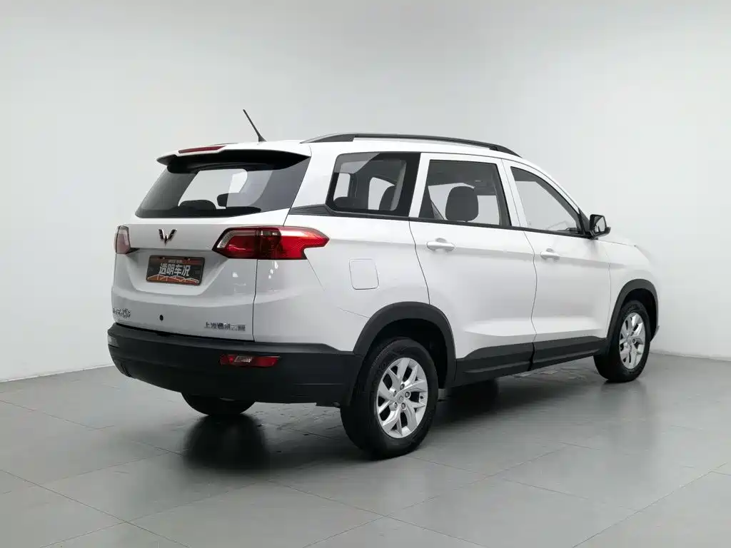 Wuling Hongguang S3 — миниатюра 2