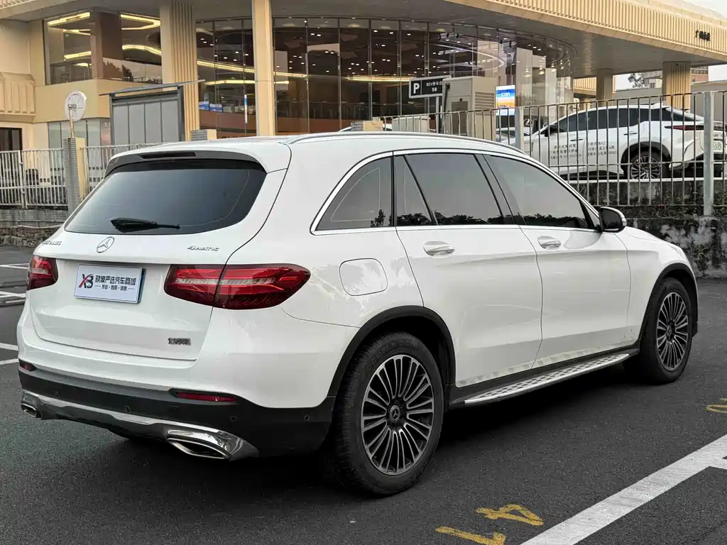 Mercedes-Benz GLC — миниатюра 8