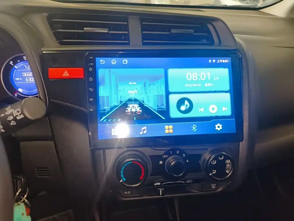 Honda Fit — миниатюра 13