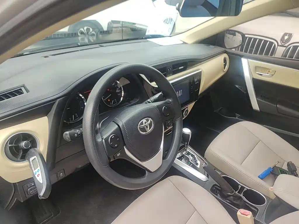 Toyota Corolla — миниатюра 11