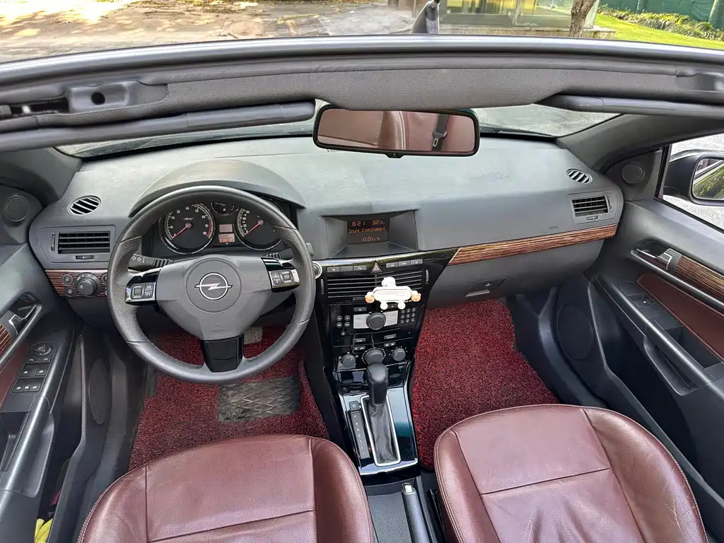 Opel Astra — миниатюра 6