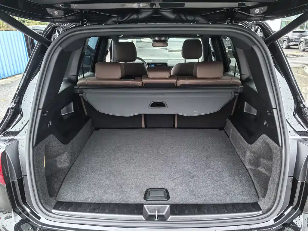 Mercedes-Benz GLB — миниатюра 12