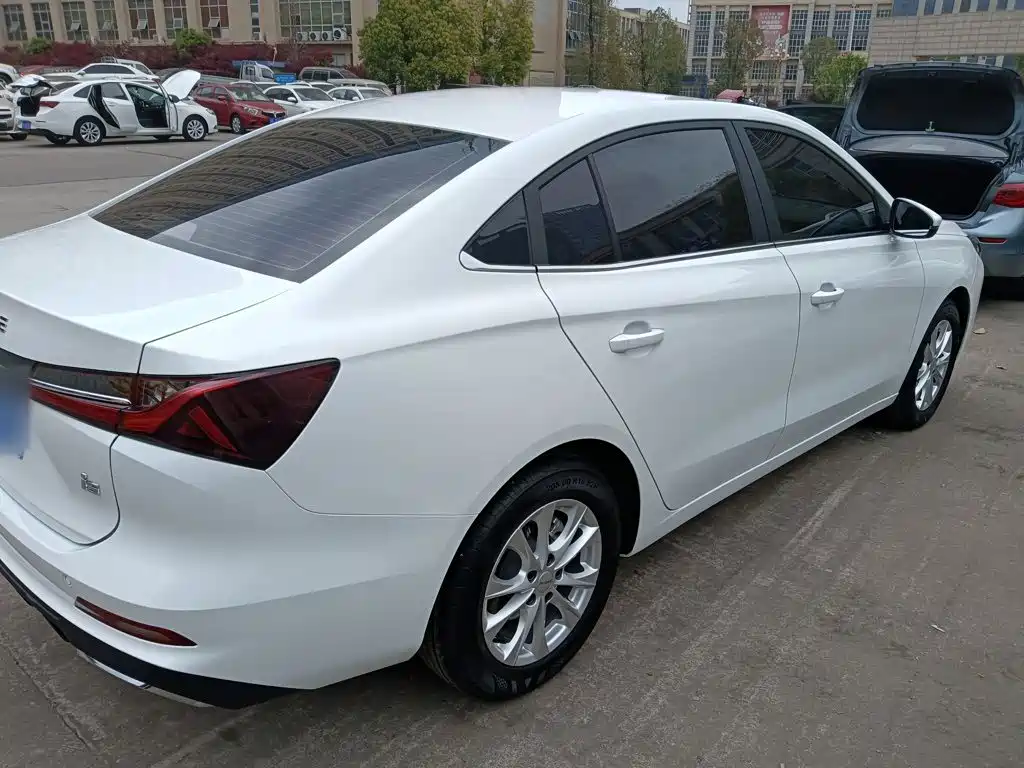 Roewe i5 2023 1.5L CVT Luxury