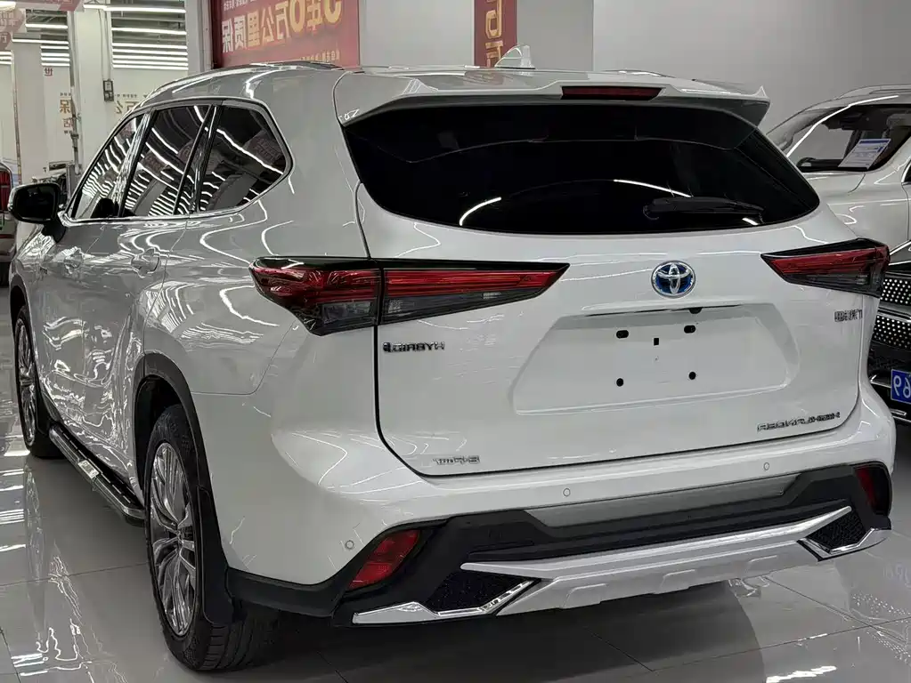 Toyota Highlander — миниатюра 7