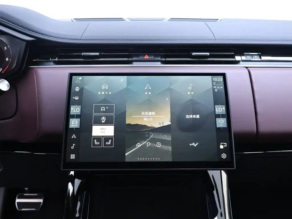 Land Rover Range Rover Sport 2025 400PS