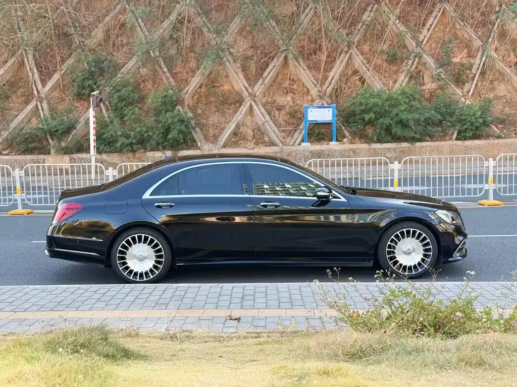 MERCEDES-BENZ S CLASS