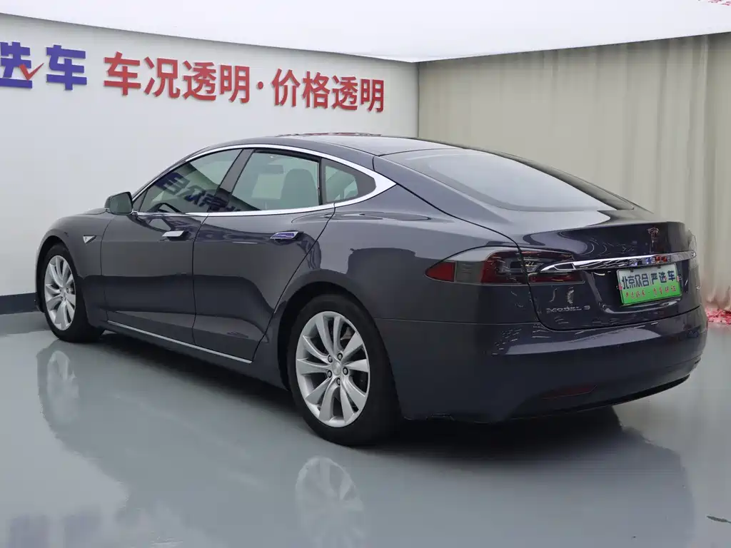 Tesla Model S — миниатюра 22
