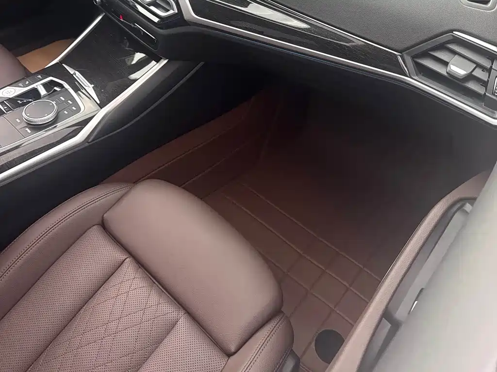 BMW 3 Series — миниатюра 5