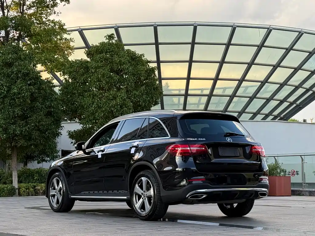 Mercedes-Benz GLC — миниатюра 9