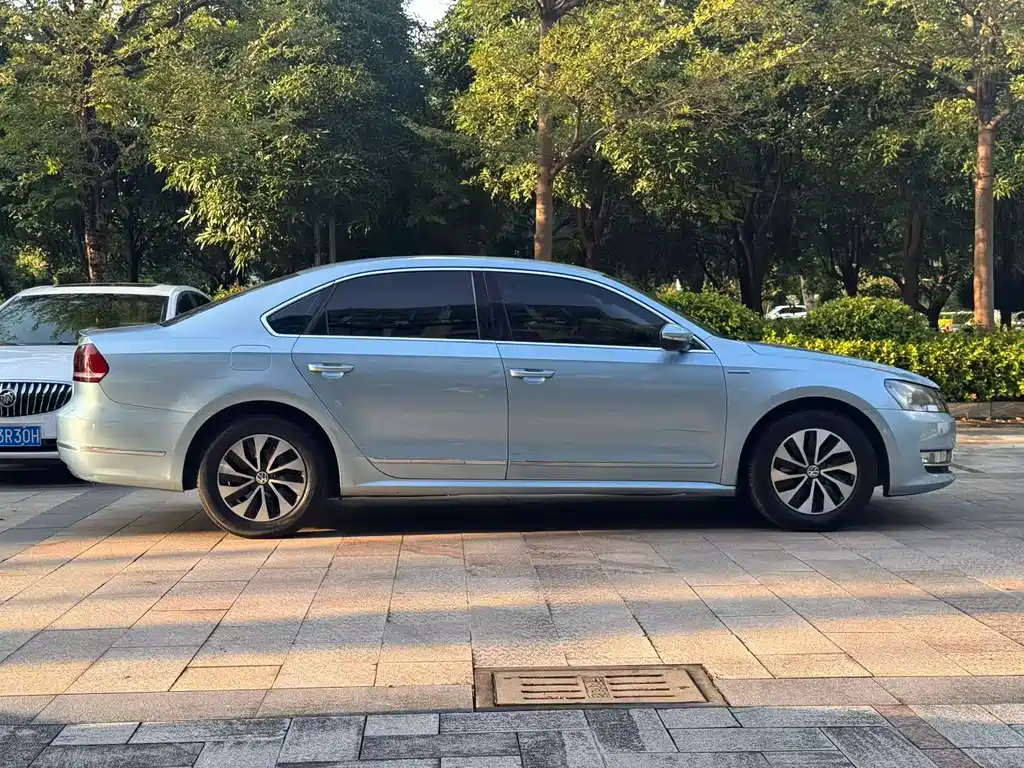 Volkswagen Passat — миниатюра 5