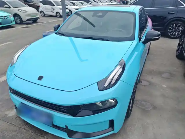 2022 Lynk & Co 03
