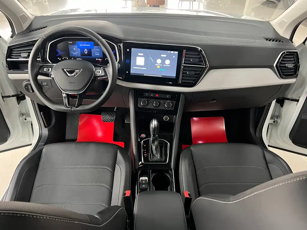 Jetta VS7 - фото 11