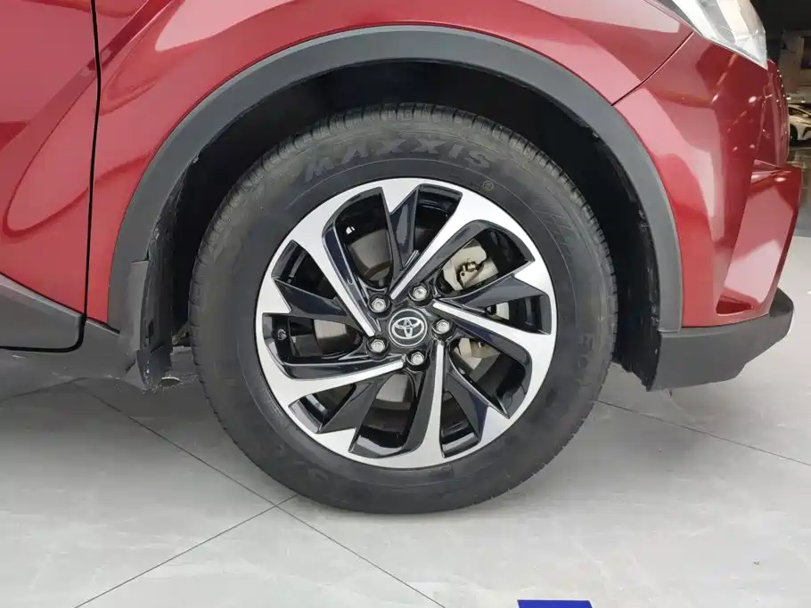 Toyota IZOA — миниатюра 6
