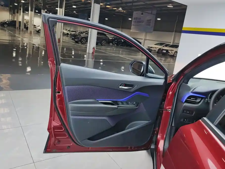 Toyota IZOA — миниатюра 7