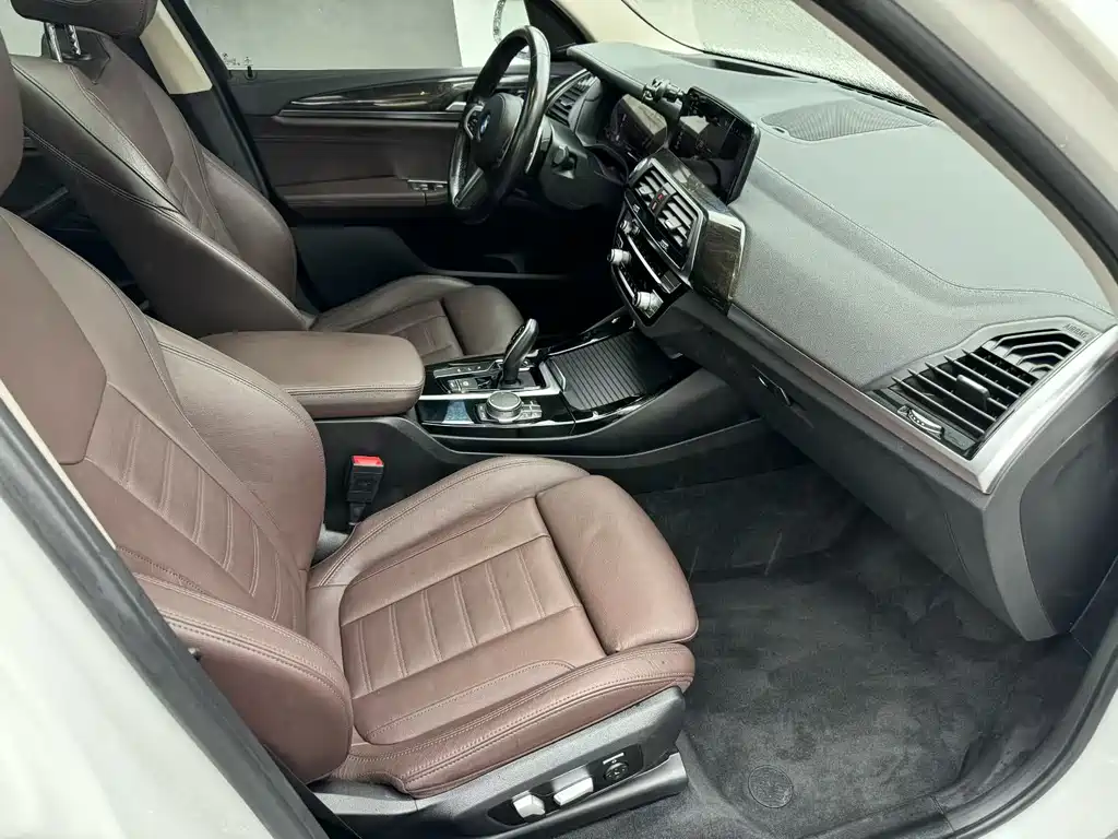 BMW X3 — миниатюра 5