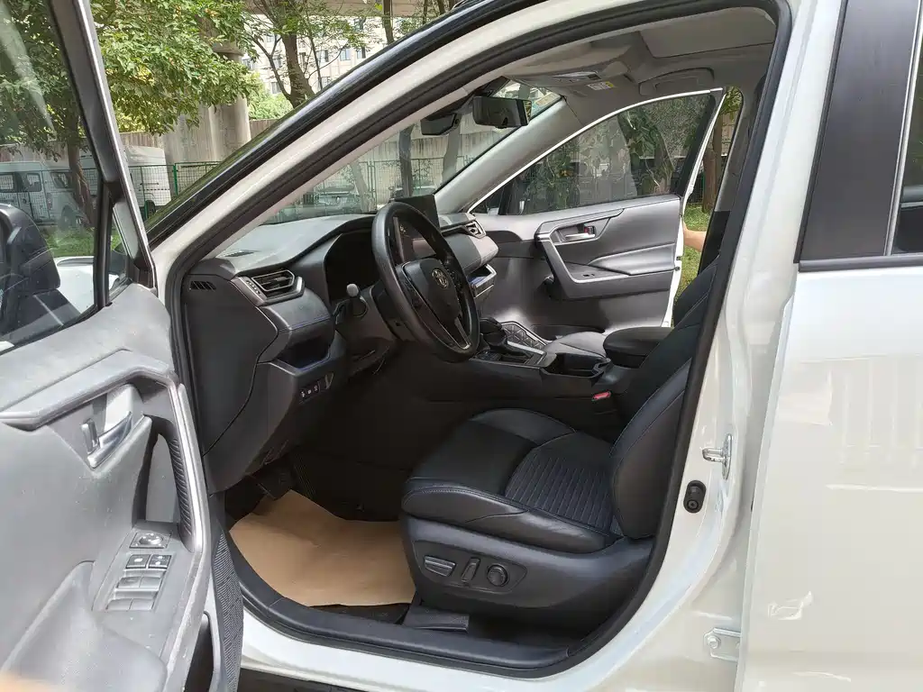 Toyota Wildlander — миниатюра 14