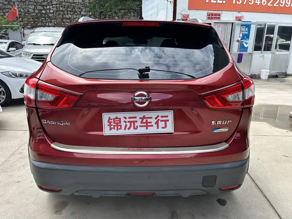 Nissan Qashqai — миниатюра 8