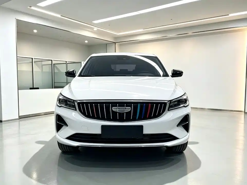 Geely Emgrand — миниатюра 2