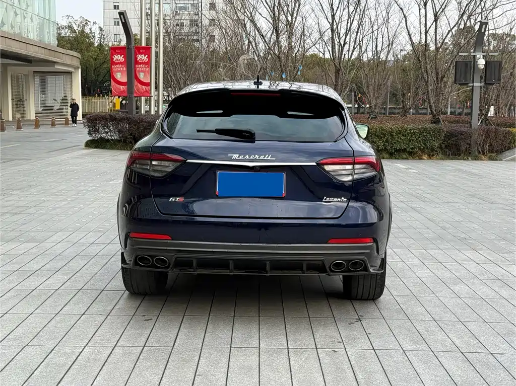 MASERATI LEVANTE