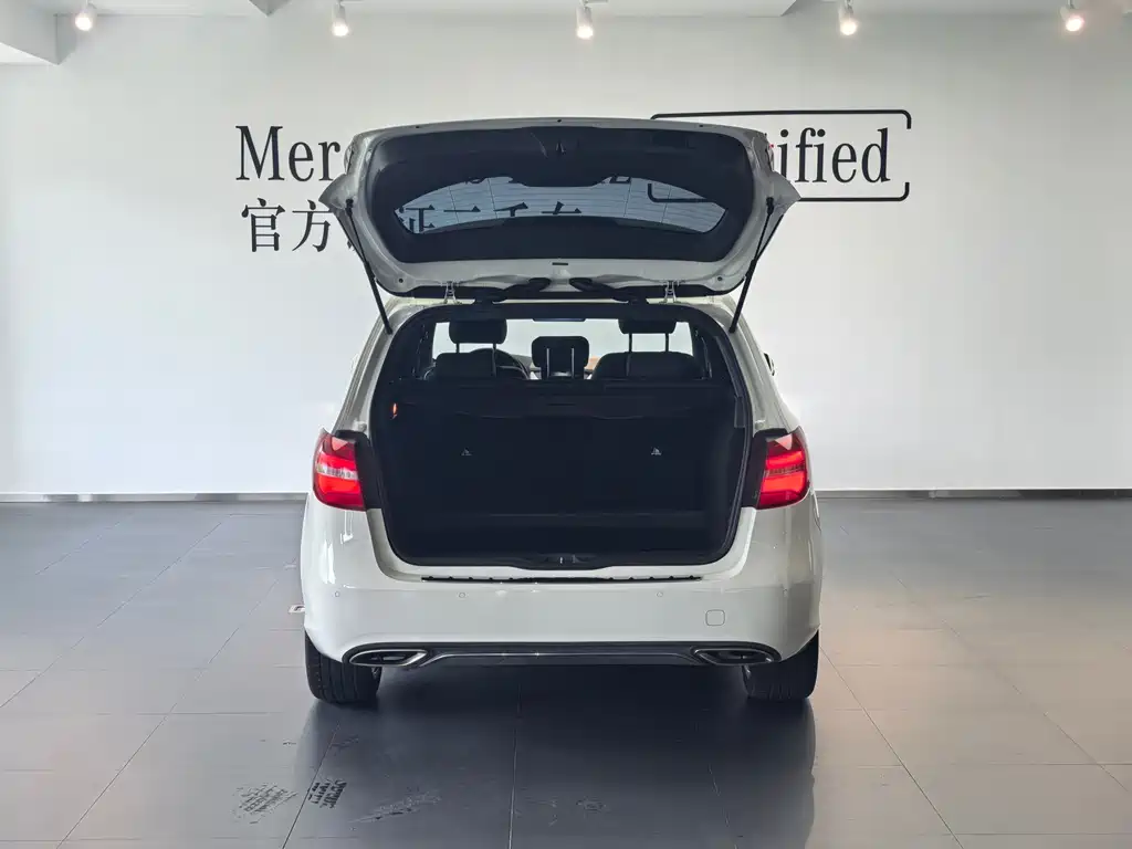 Mercedes-Benz B-Class — миниатюра 12