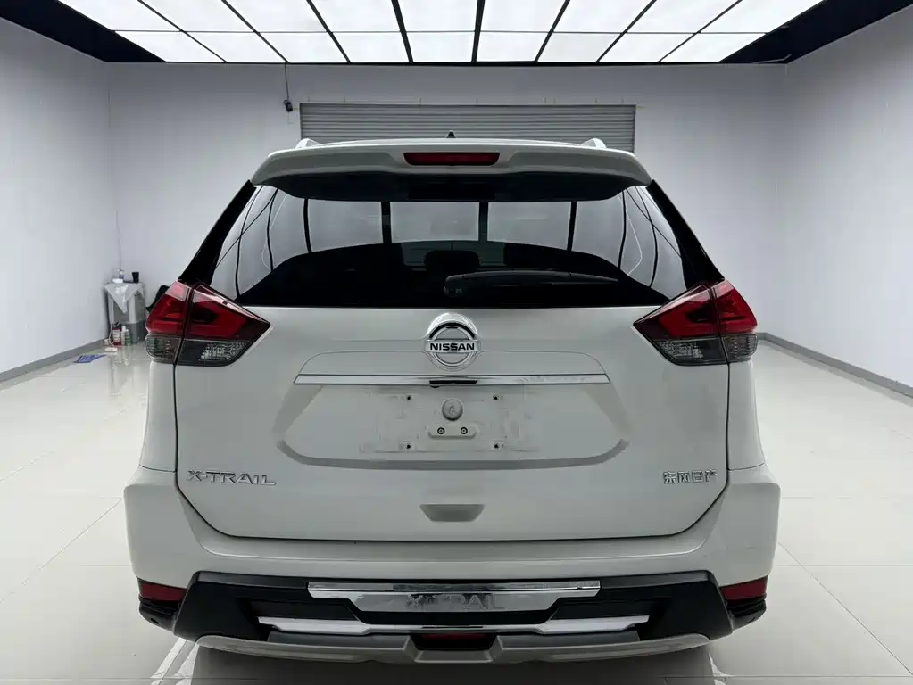 Nissan X-Trail — миниатюра 5