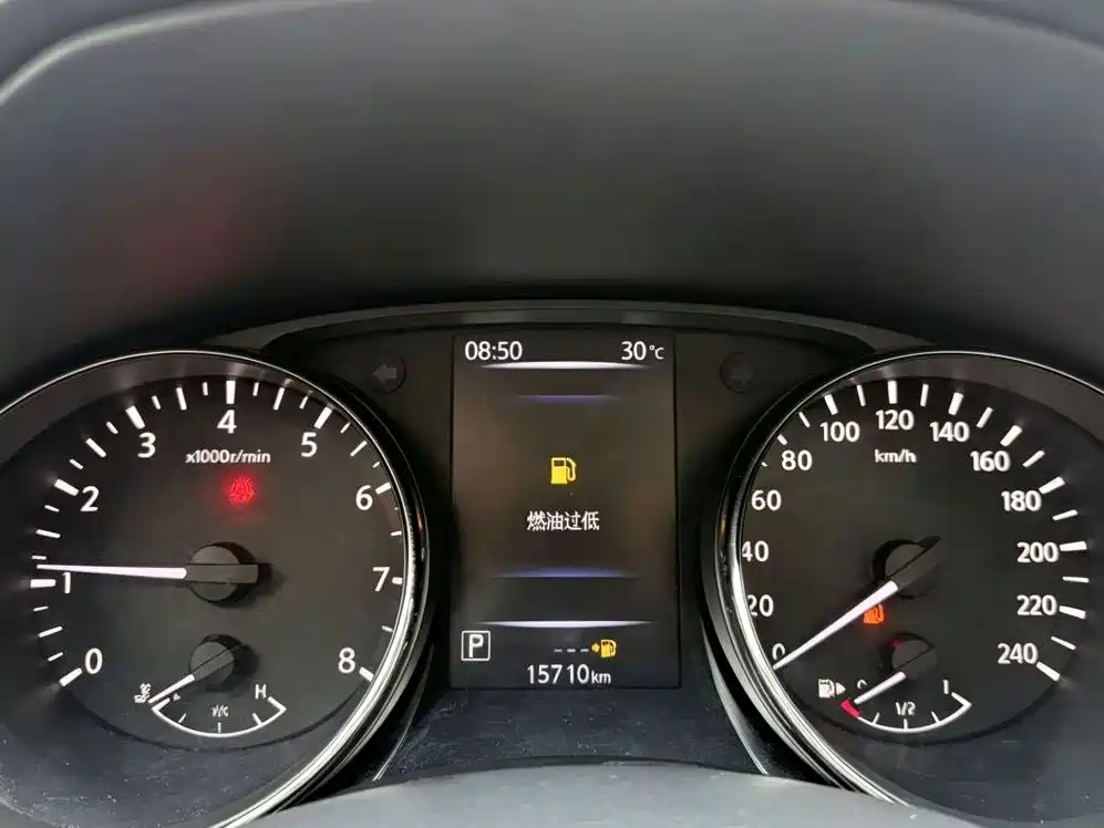 Nissan X-Trail — миниатюра 23