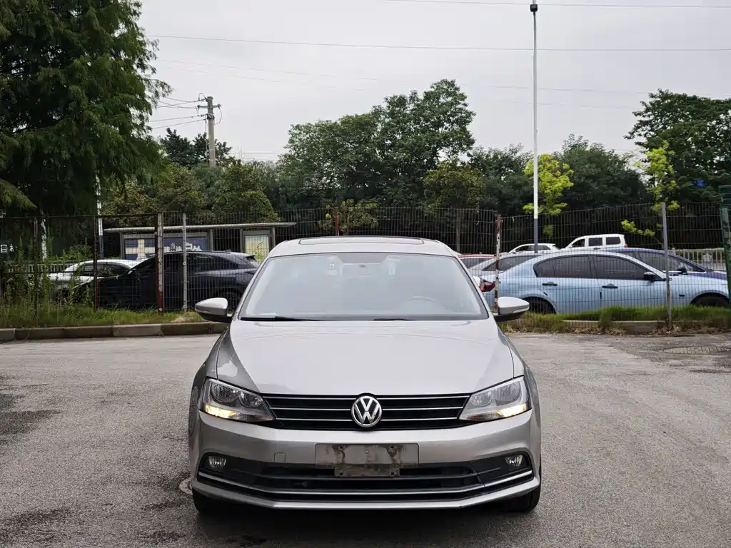 Volkswagen Sagitar — миниатюра 2