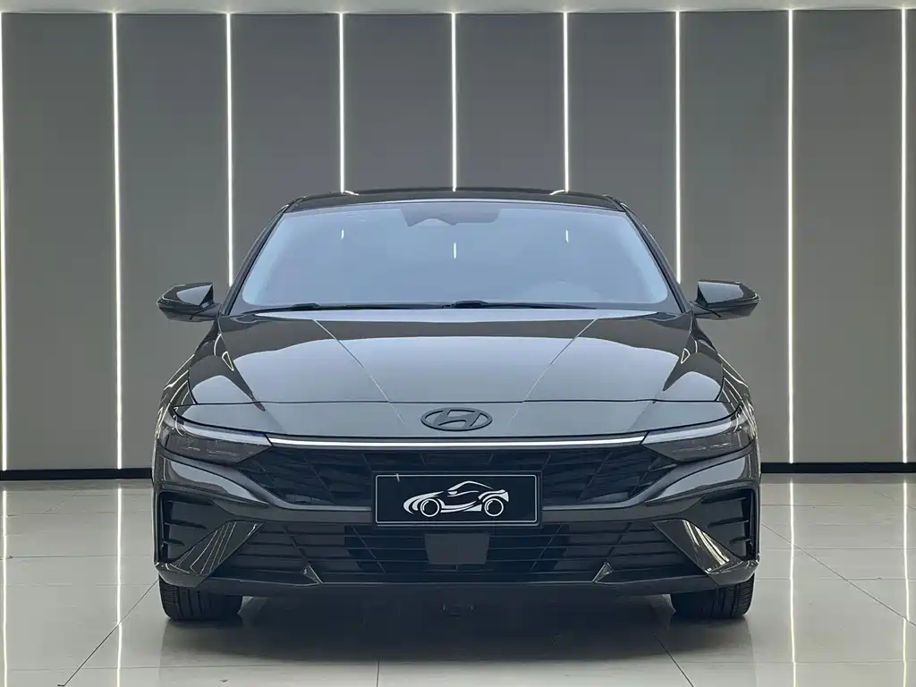 Hyundai Elantra — миниатюра 2