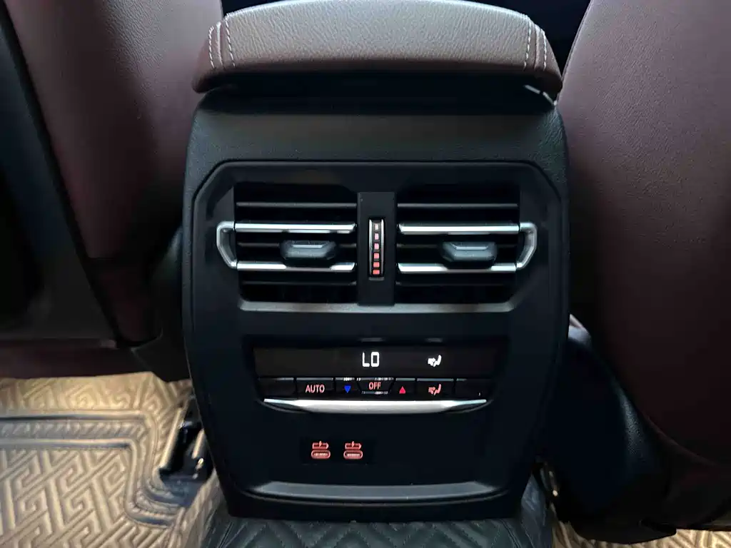 BMW 3 Series — миниатюра 18
