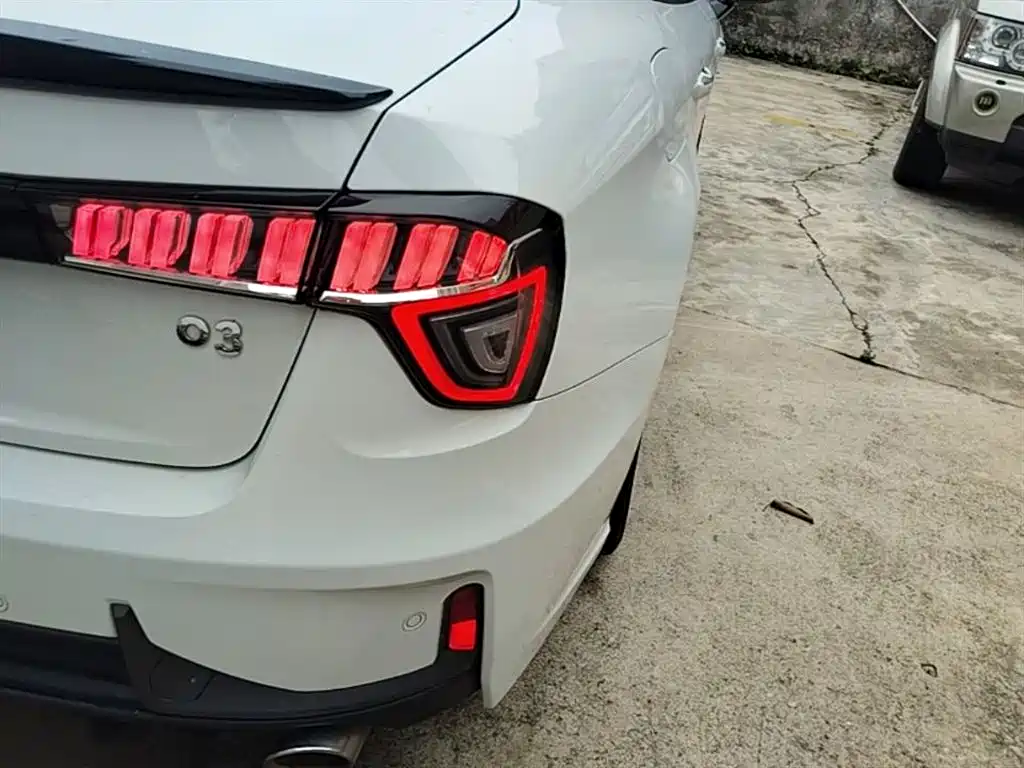 Lynk & Co 03 2019 1.5TD DCT VI