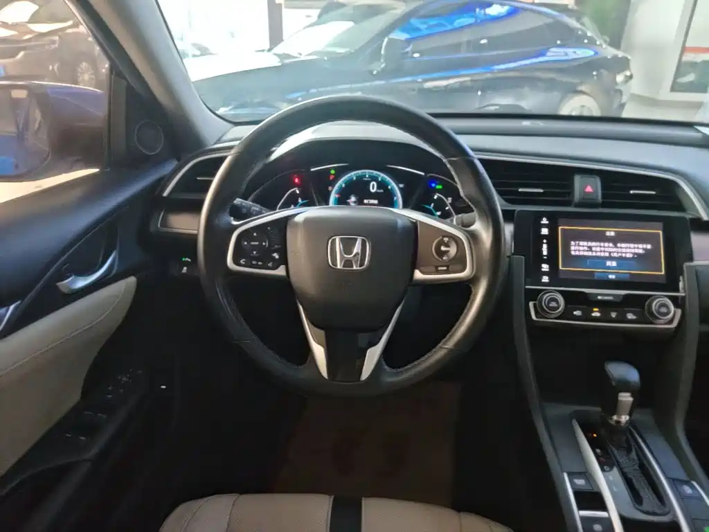 Honda Civic — миниатюра 11