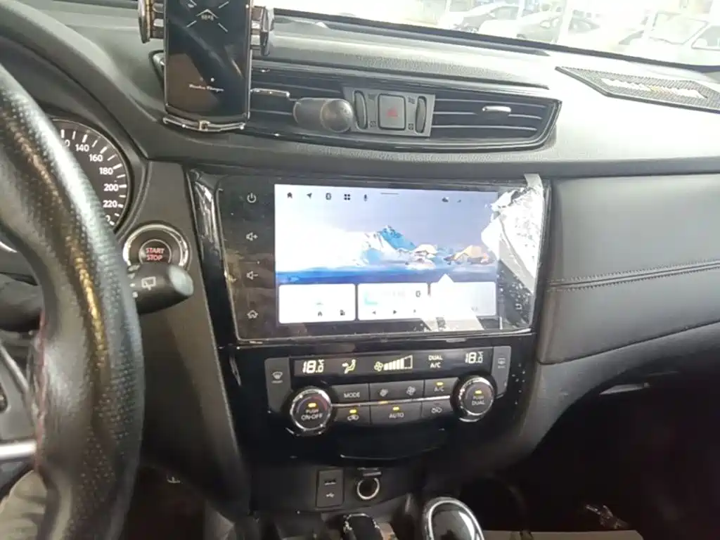 Nissan X-Trail — миниатюра 13