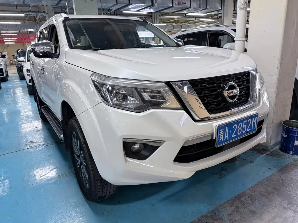 Nissan Terra — миниатюра 3