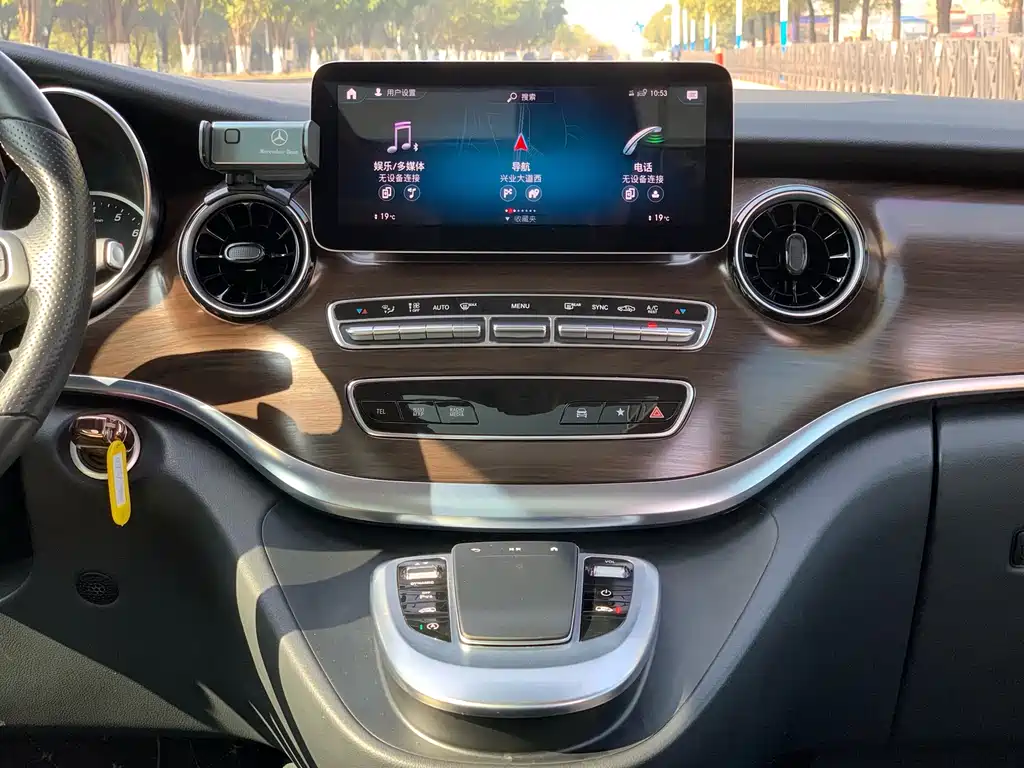 Mercedes-Benz V-Class V 260 Premium Edition, фото 19